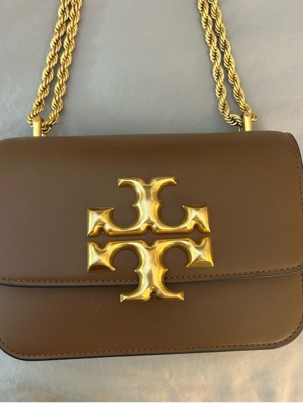Tory Burch Brown Leather Crossbody with Gold Logo & Chain - Picture 4 of 4